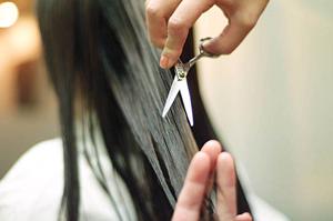 薄毛の悩みを解決するシャンプー